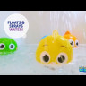 Baby Shark’s Big Show Акуленок фонтан разбрызгиватель игрушка для ванной